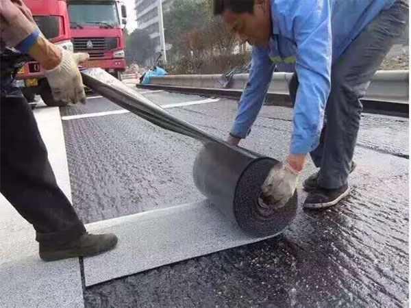 道路抗裂贴尺寸